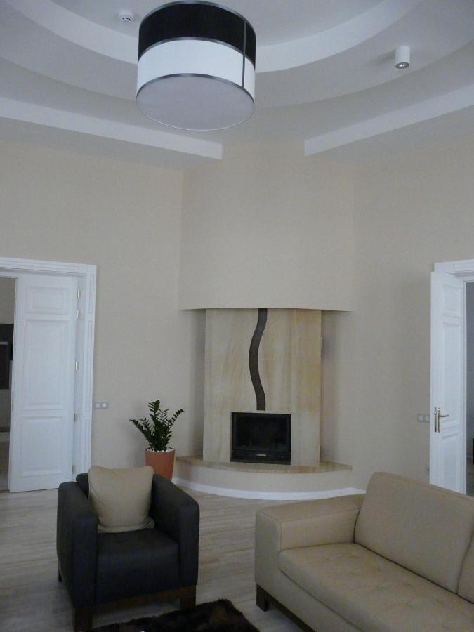 Soleil Apartman Szeged Exterior foto